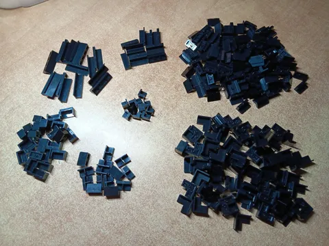 LEGO BULK LOT OF 260 BLACK WALL PANELS 1X4X1 1X3X1 1X2X1 1X1X1