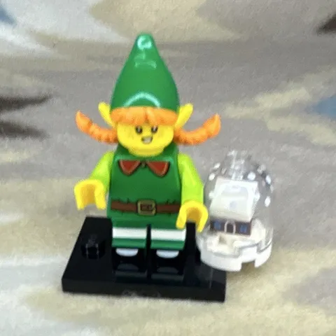 LEGO Minifigures Series 23 Holiday Elf Minifigure w/ Snowman, Base & Acc