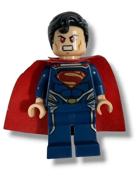 LEGO Minifigure DC Comics Super Heroes Superman Red Eyes Figure