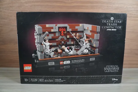 LEGO Star Wars: Death Star Trash Compactor Diorama (75339) NEW SEALED