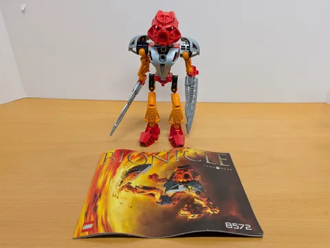 LEGO BIONICLE: Toa Nuva TAHU NUVA ( 8572  ) 100% Complete READ Description 
