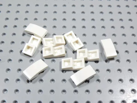 LEGO Lot of 10 White 2x1 Curved Slopes No Stud BH
