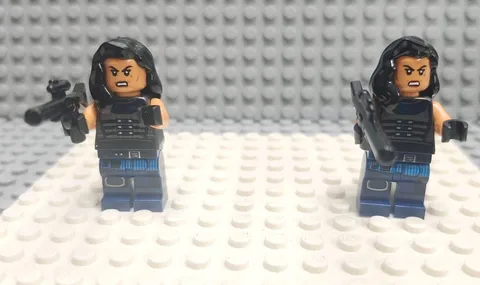 LEGO Star Wars Minifigure Lot Of 2 Cara Dune Minifigure 75254 Retired