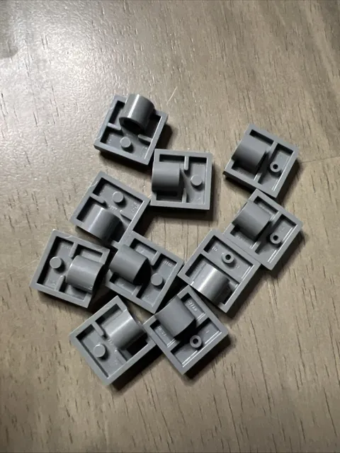 LEGO 10247 Dark Bluish Gray Plate Modified 2x2 w/ Pin Hole Bottom Support x10