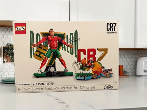 LEGO 66823 Editions Cristiano Ronaldo Collector's Set Co-Pack, Building Toy with