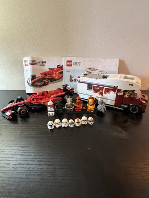 A Lot Of Lego Star Wars, Figs, And Helmets With Other Figs And Sets