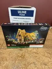 LEGO Disney Snow White Seven Dwarfs Cottage 43242 Open box Immaculate Condition