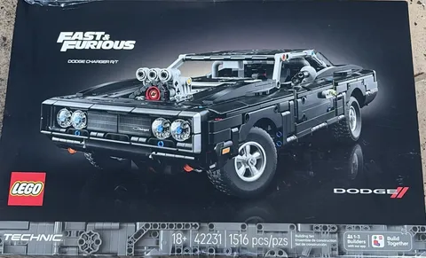 LEGO Fast & Furious Dodge Charger R/T 1516 Pieces Model #42231 Sealed