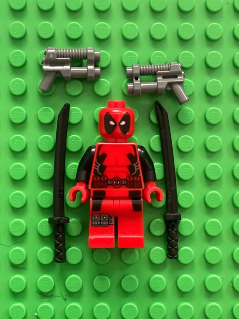 RARE Lego Deadpool Minifigure Marvel Wolverine's Chopper Showdown 6866 Sh0032