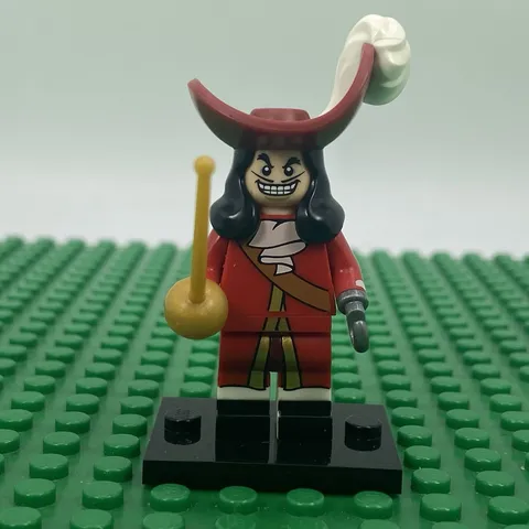 LEGO Collectible Minifigure Disney Series 1 - Captain Hook - 71012 CMF#16 dis016