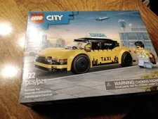 Lego City 60487 Yellow Taxi 5+ Years Old 122 Pieces New