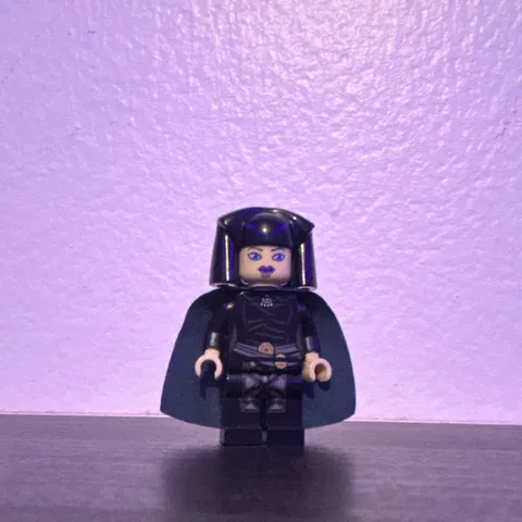 LEGO Star Wars Minifigure Black Outfit with Dark Cape and Hood