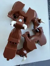LEGO-NEW #64452pb01-REDISH BROWN-COW-HORNS/NUGGAT MUZZLE/SPOT HEAD-1 (ONE) PIECE