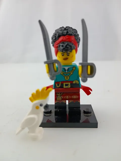 Lego Series 27 PIRATE QUARTERMASTER Collectible Minifigure 71048 CMF