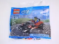 Lego 30354 - City - Hot Rod Car - 38pcs New Sealed 6176918 Ages 5 - 12 Legoland!