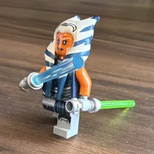 LEGO Star Wars Ahsoka Tano Minifigure with Lightsabers, Age 5+
