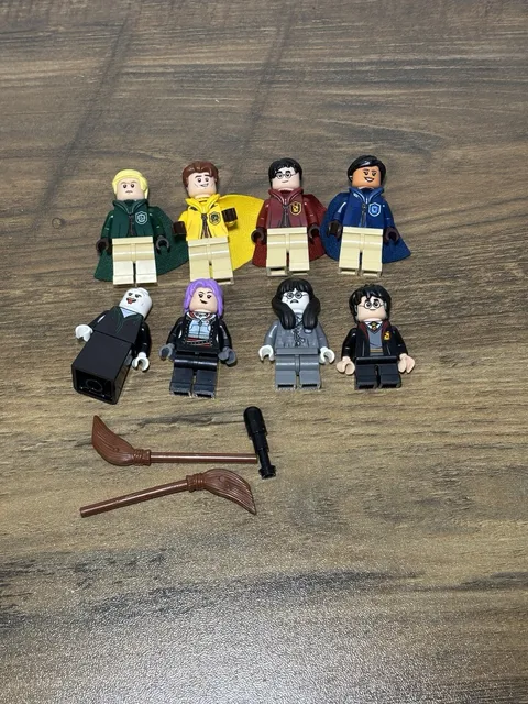 LEGO Harry Potter Minifigure Lot Of 8 Harry Malfoy Cedric Voldemort Myrtle Etc