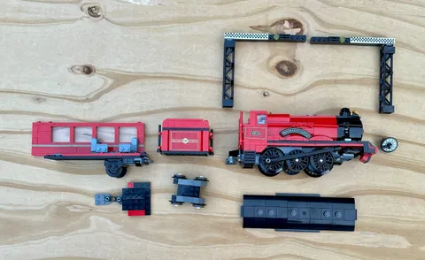 Lego 5972 Express Train Hogwarts Harry Potter 4708 Dish Parts Lot Brick, Used