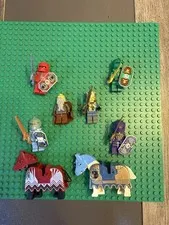 Lego Knights Kingdom Minifigures Bundle (USED)