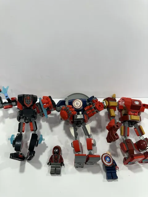 Lot of 3 LEGO Marvel Mech Armor W/ Weapons & Mini Figures 99% Complete
