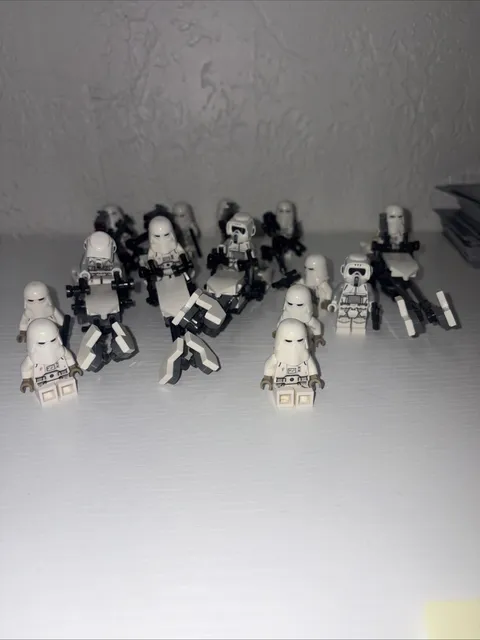 Lego Star Wars storm snow trooper lot, 14 Minifigures