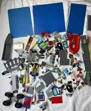 Bulk LEGO LOT 3+ pounds of Bricks parts Pieces  minifigures  Lot#1