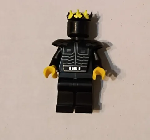 LEGO Minifigure Savage Opress with Black Outfit with Silver Shoulder Armor
