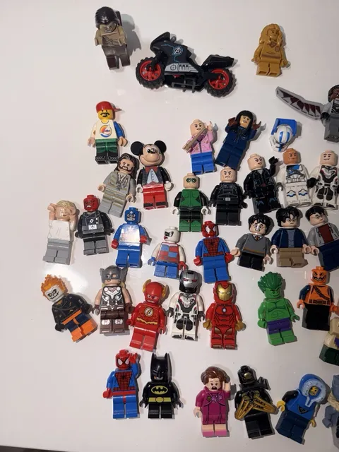 LEGO Minifigure Lot Star Wars Marvel DC Boga Lizard Venom Batman Magneto 60+ PCS