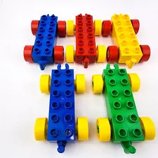 Lego Duplo Train Cars Vehicle Base 2x6 Green Yellow Red Blue Lot Of 5