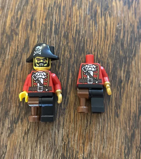 LEGO Minifigures Series 8 Pirate Captain COL127 CMF Minifigure & Parts