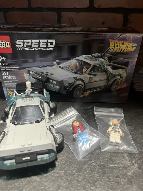 LEGO Bundle Back To The Future Set 77256