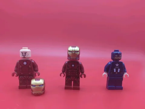 Iron man MK7, Iron Man MK 47, Captain America Minifigures