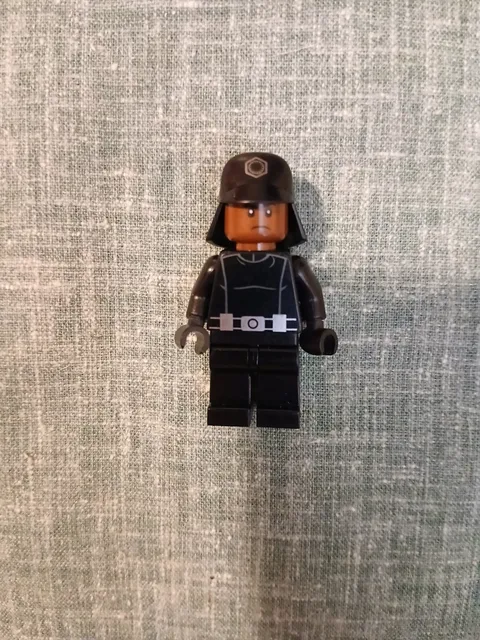 LEGO Star Wars First Order Crew Member sw0694 Minifigure 75132 Complete