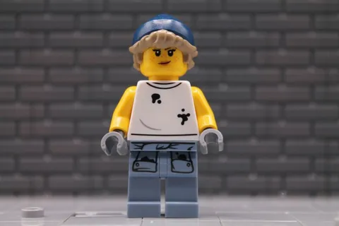 LEGO City Minifig cty1920 - Tow Truck Operator - Female