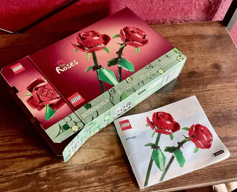 Used LEGO Roses Botanical Flower 40460 +Empty Box and Manual Only+