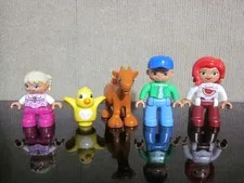 Lego Duplo Mini Figs Figure Family Mom Dad & Little Girl Goat Bird Lot of 5