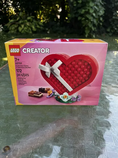 Lego Creator: Valentine's Day Box (40759) ~ NEW & FACTORY SEALED