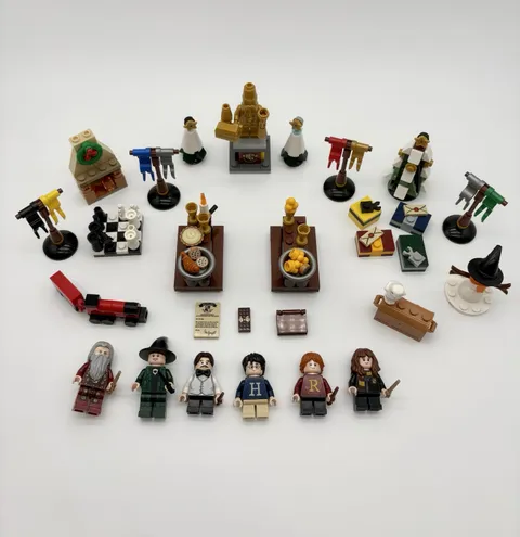 LEGO Harry Potter 2019 Advent Calendar 75964 Complete