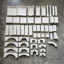 LEGO Lot of 52 White Castle Arch Walls Pillars Panels Curved House City Bridge