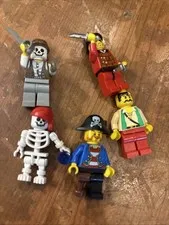 Lego Pirates And Skeleton