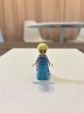 NEW! Genuine LEGO Disney Princess Queen Elsa (Frozen) LEGO Minifigure! FREE SHIP