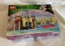 LEGO Wicked: Glinda, Elphaba & Nessarose at Shiz University (75681) new in box