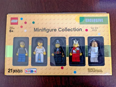 2013 LEGO VINTAGE MINI FIGURES COLLECTION #5002147 BRAND NEW SEAL BOX