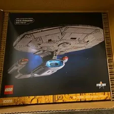 Lego 10356 Star Trek: U.S.S. Enterprise NCC-1701-D New Sealed in Original Box