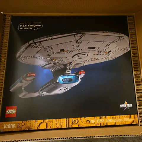 Lego 10356 Star Trek: U.S.S. Enterprise NCC-1701-D New Sealed in Original Box
