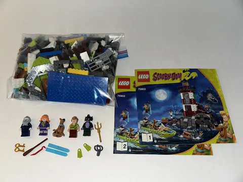 LEGO SCOOBY-DOO:Haunted Lighthouse-complete build w/ all minifigures