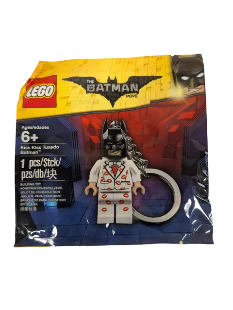 LEGO The Batman Movie Kiss Kiss Tuxedo Batman Key Chain 5004928 Polybag Sealed