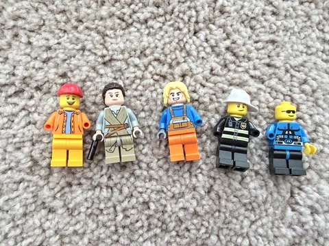 LEGO Minifigures Mixed Lot of 5 - Star Wars Rey, City Firefighter, Police & Town