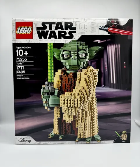 LEGO Star Wars Yoda 75255 - Retired Factory Sealed