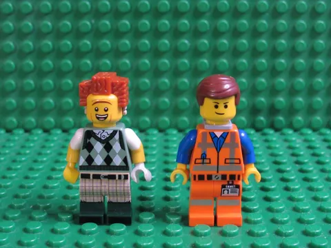 Lot of 2 The LEGO Movie minifigures Gone Golfin' President Business Emmet GM54